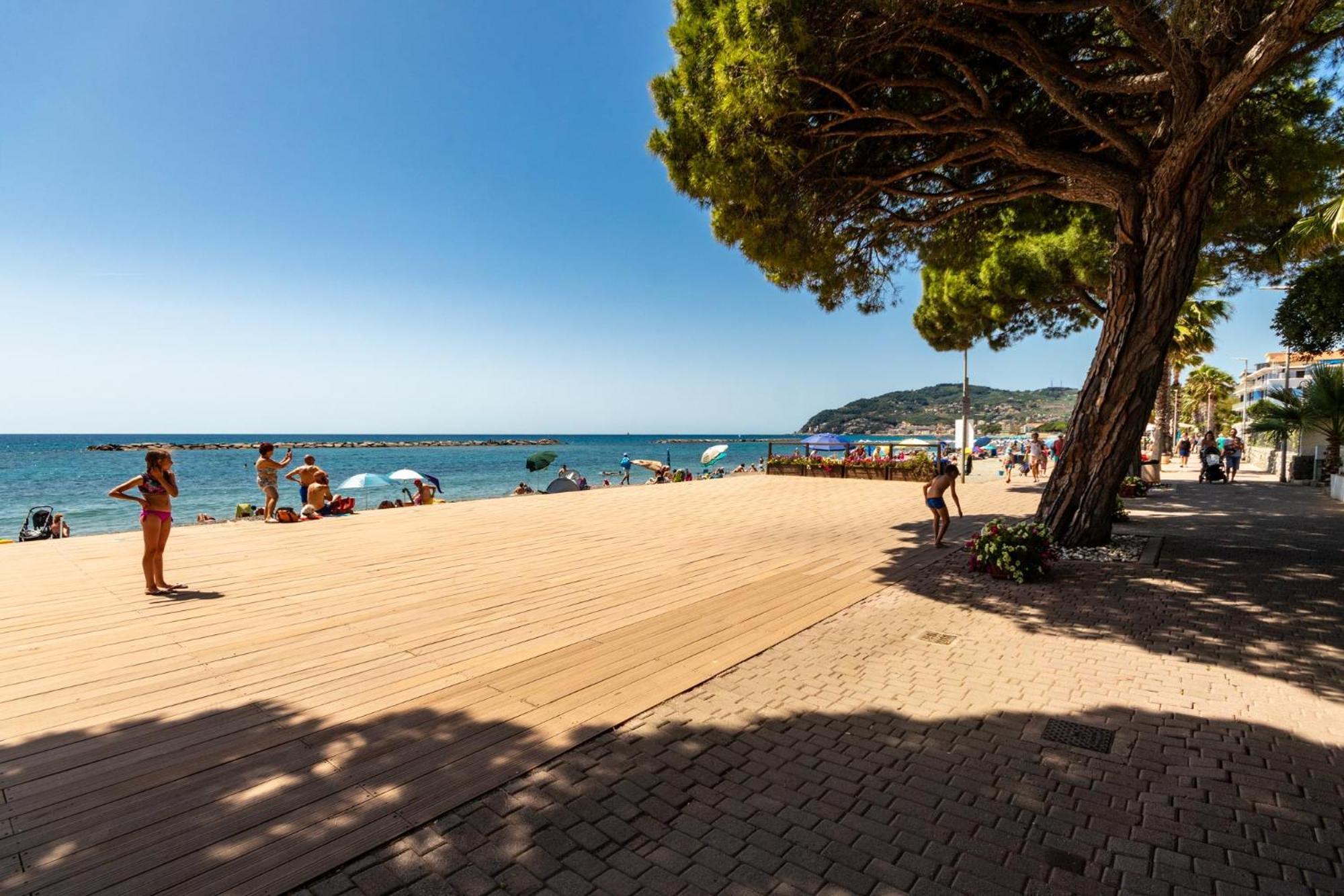 Piccolo Hotel Le Palme San Bartolomeo Al Mare Dış mekan fotoğraf